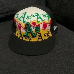 Authentic  Oakland A’s new era fitted baseball cap  7 3/4  Excellent condition
